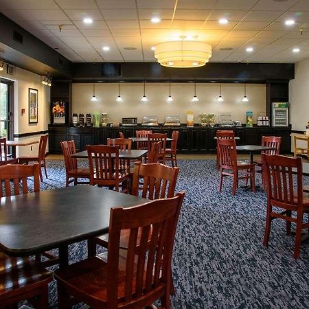 Quality Inn Lewisburg Exterior photo
