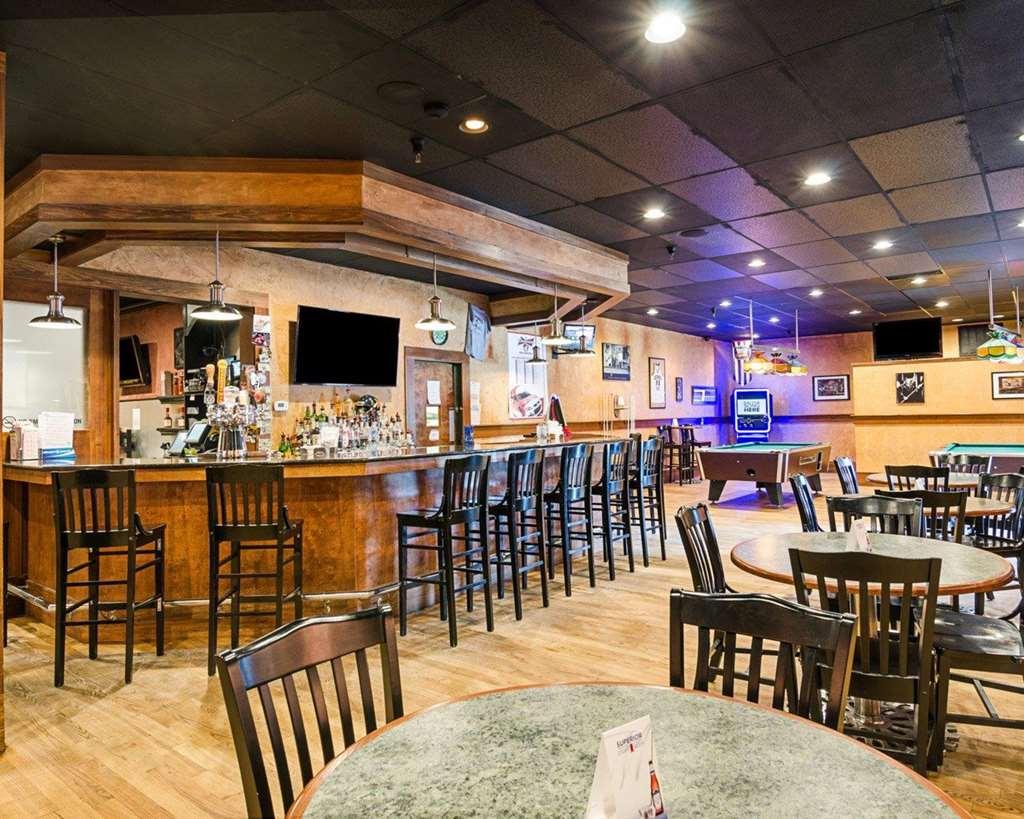 Quality Inn Lewisburg Restaurant photo