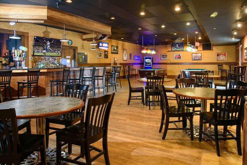 Quality Inn Lewisburg Restaurant photo