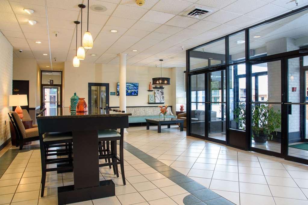 Quality Inn Lewisburg Interior photo