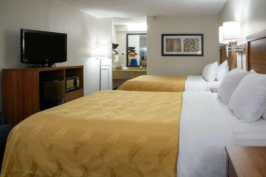 Quality Inn Lewisburg Room photo